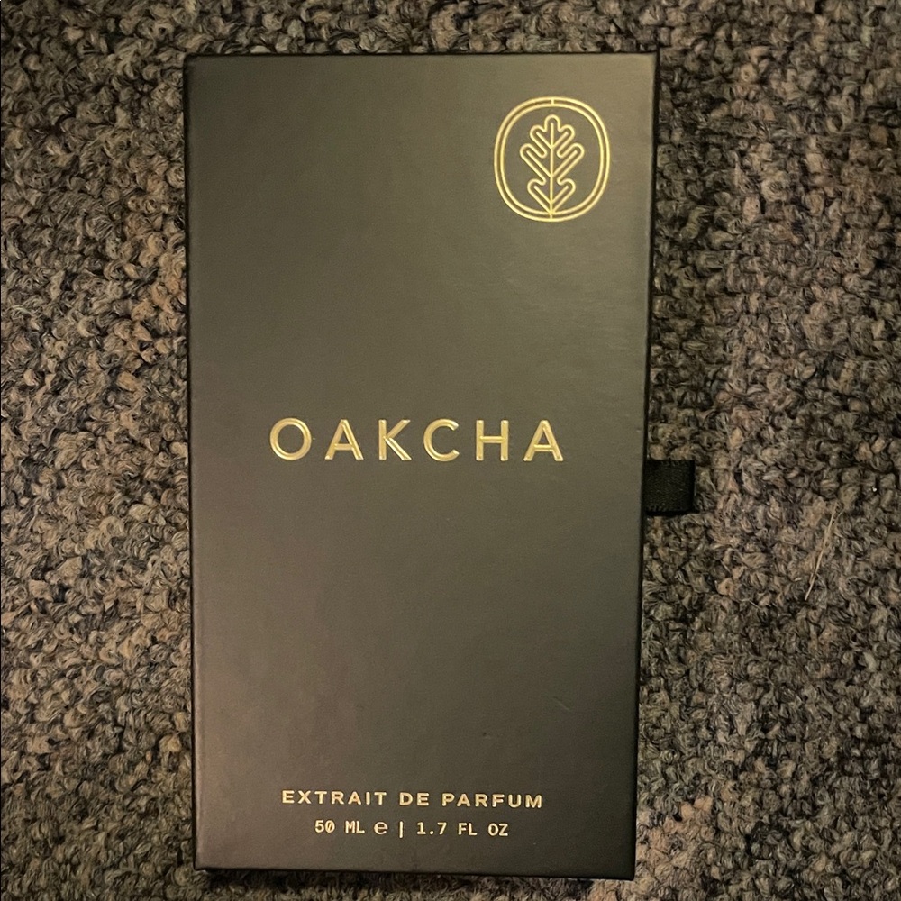 Oakcha The Beekeeper inspired by Joe Malone’s Nectarine Blossom and Honey